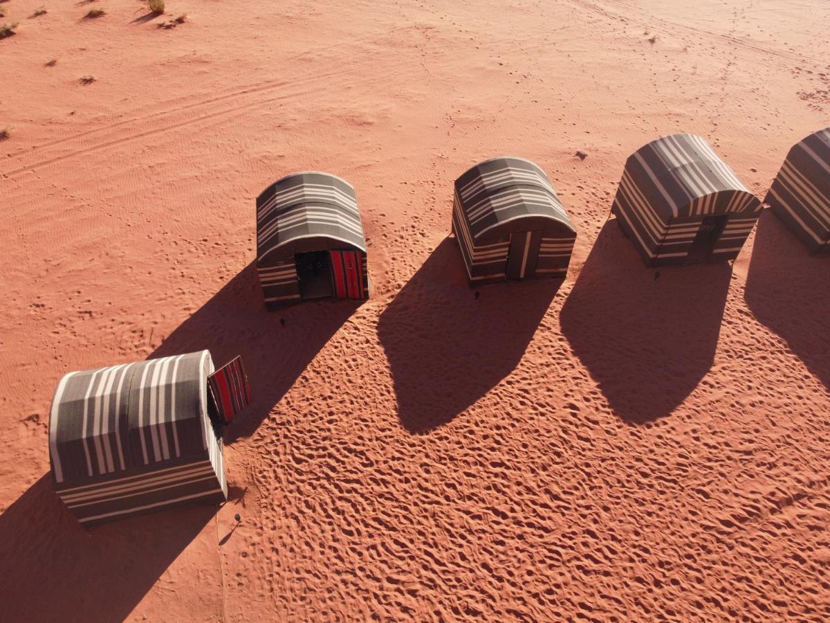 Wadi Rum Meteorite Camp Exteriér fotografie