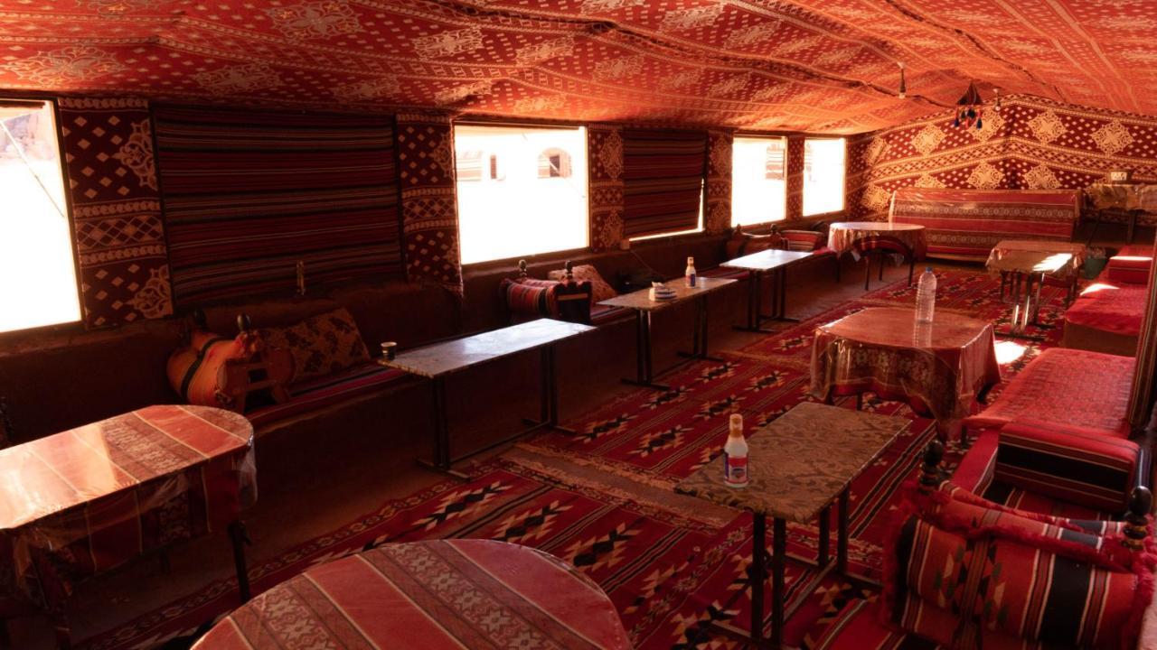Wadi Rum Meteorite Camp Exteriér fotografie