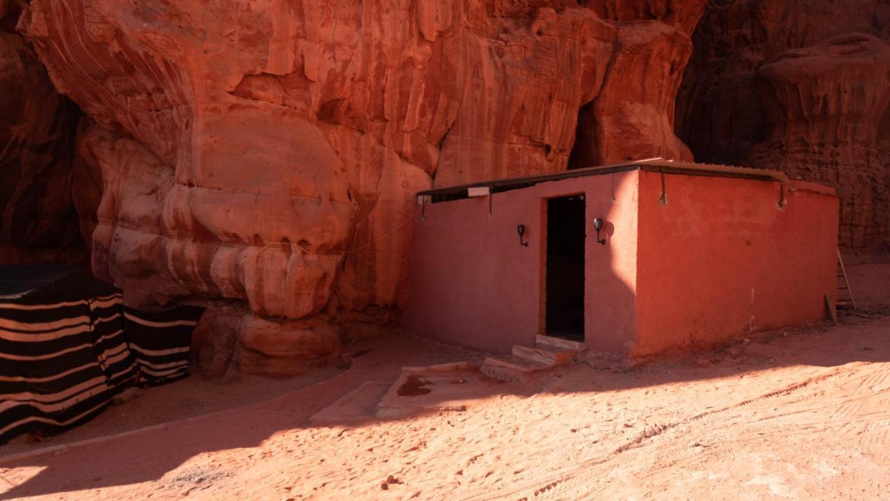 Wadi Rum Meteorite Camp Exteriér fotografie