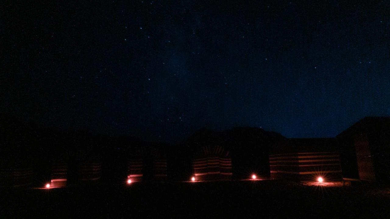Wadi Rum Meteorite Camp Exteriér fotografie
