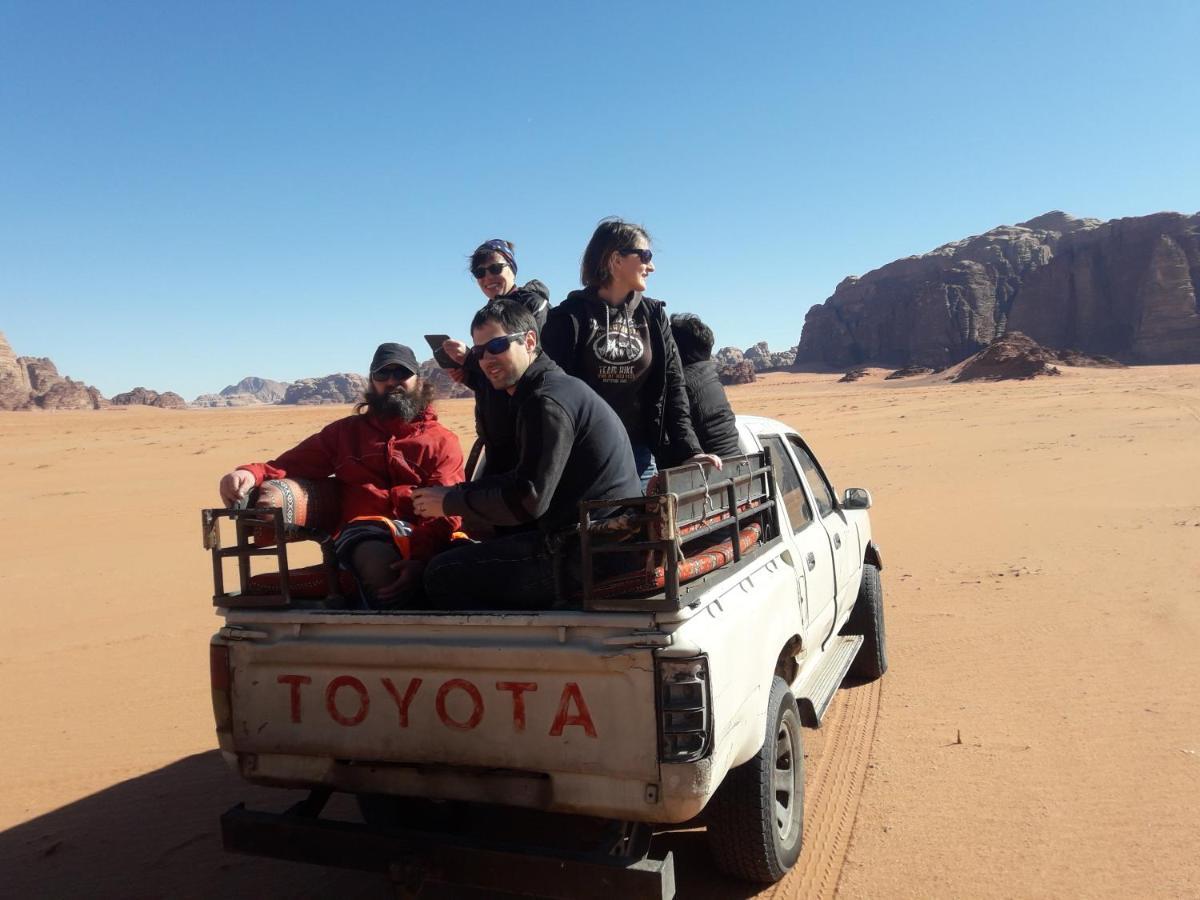 Wadi Rum Meteorite Camp Exteriér fotografie